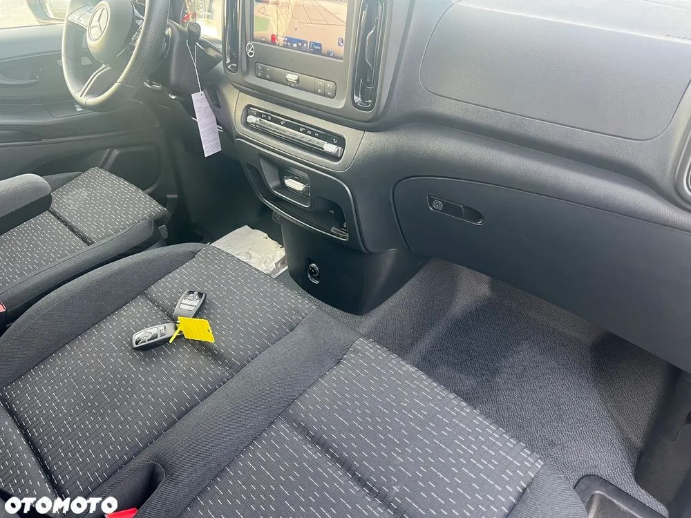 Mercedes-Benz Vito - 28