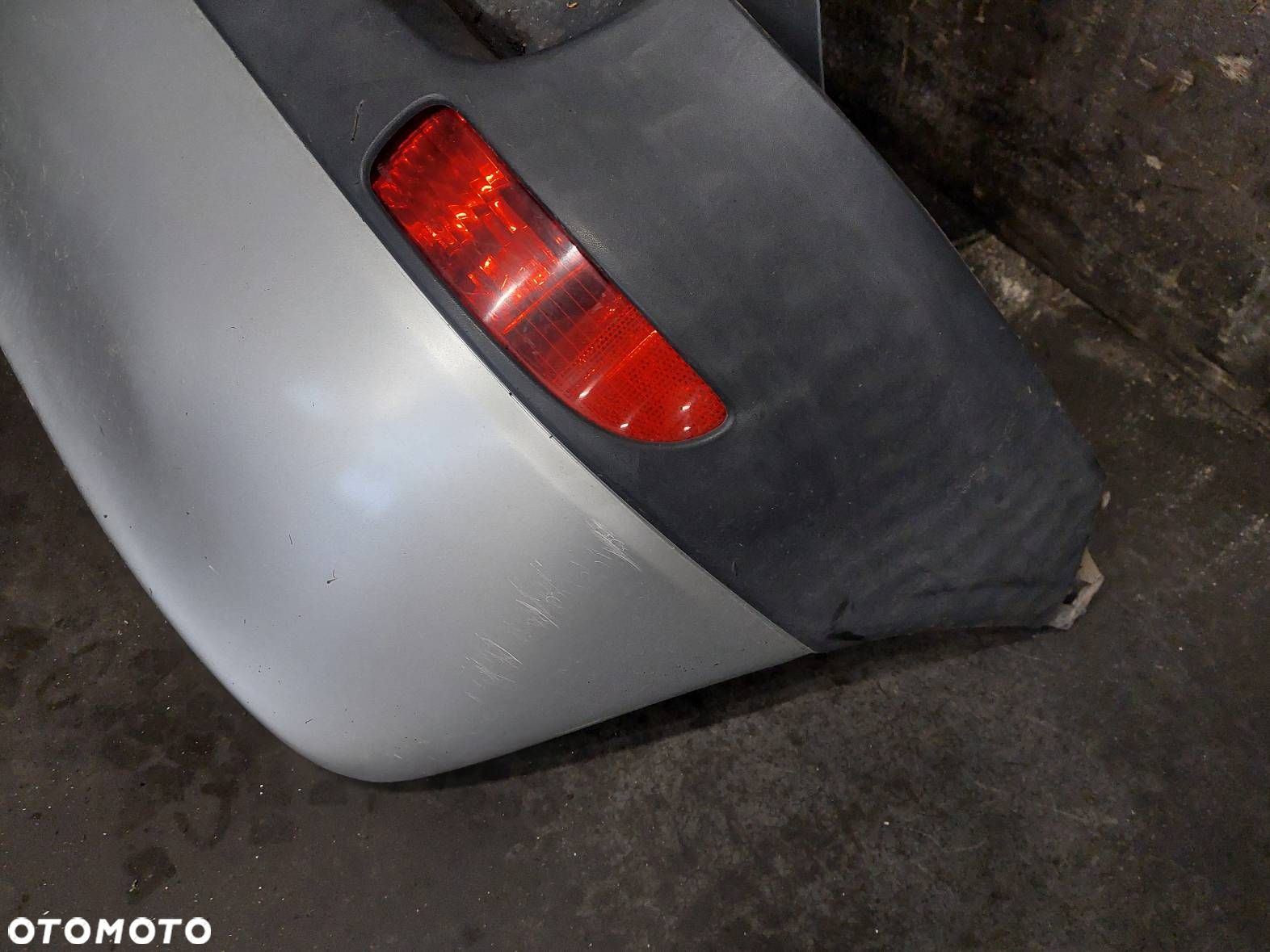 KOMPLETNY TYŁ KLAPA BAGAŻNIKA ZDERZAK TYŁ LAMPA OPEL CORSA C Z147 - 6