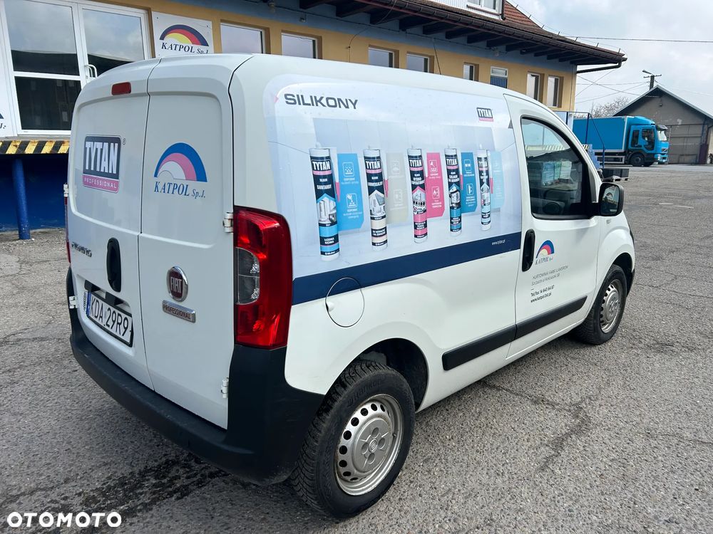 Fiat Fiorino Kombi Base - 4