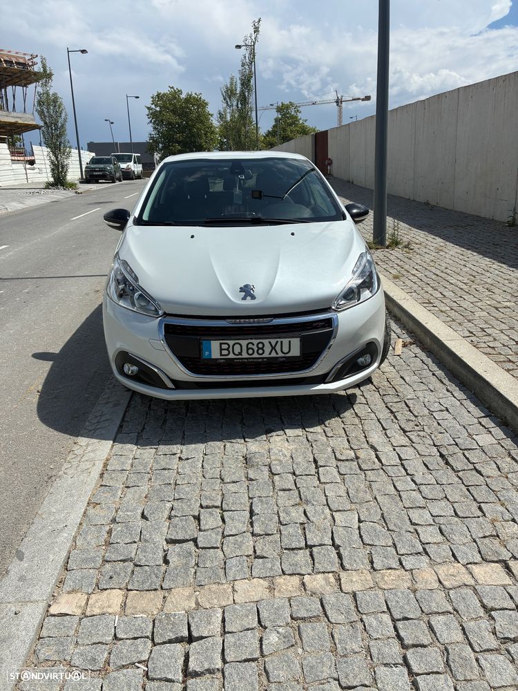 Peugeot 208 1.2 PureTech GT Line - 5