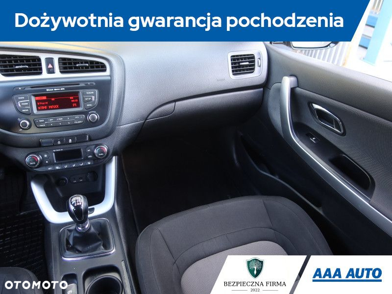 Kia Ceed - 9