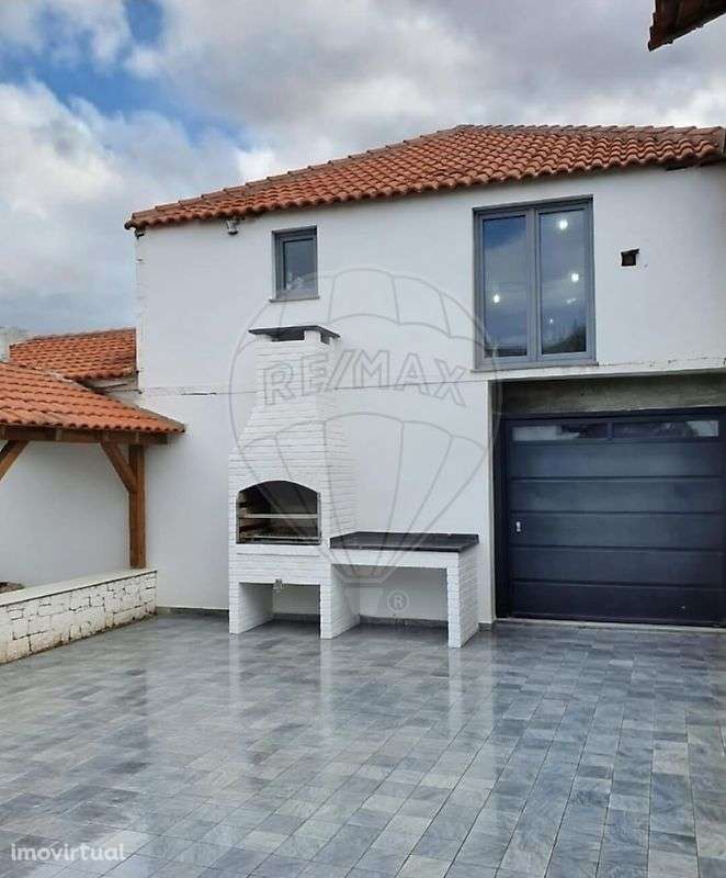 Moradia T1 para venda - Grande imagem: 3/17