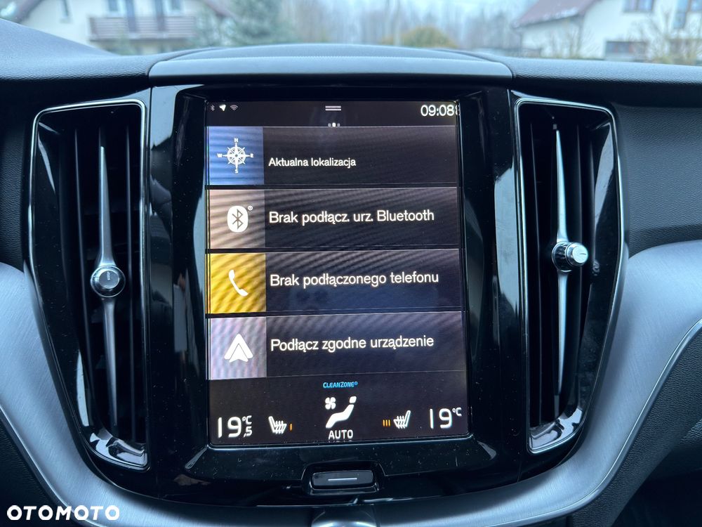 Volvo XC 60 D4 SCR Momentum - 23