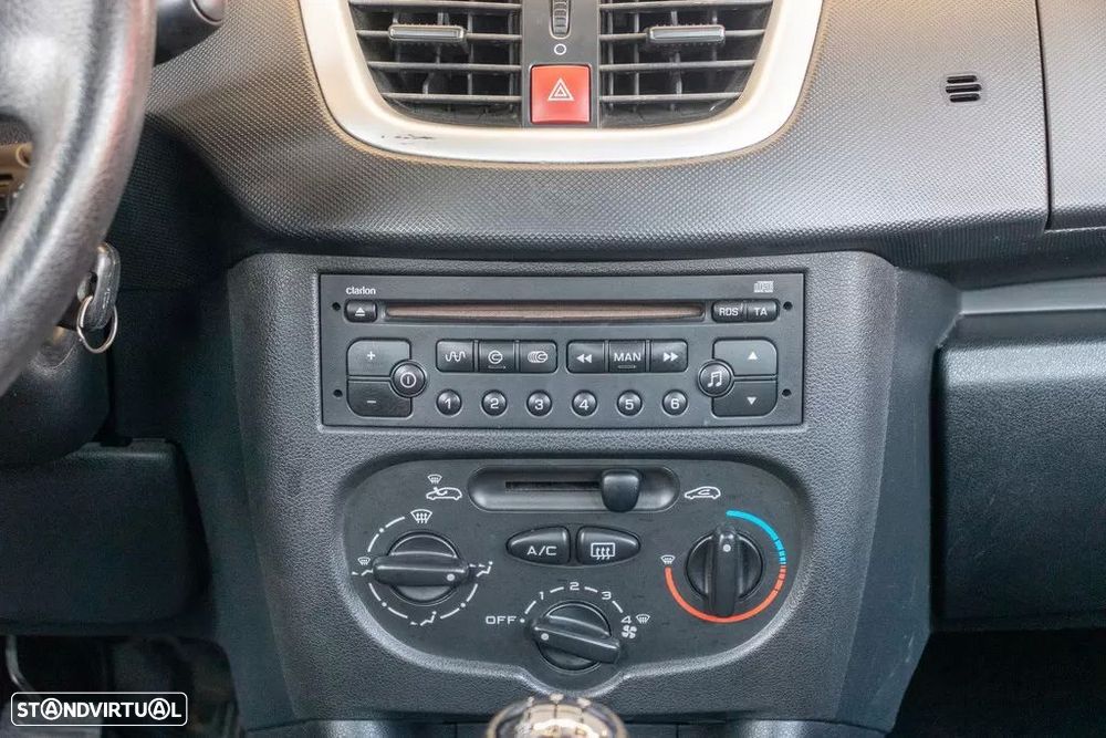 Peugeot 206+ 1.1 Urban - 11