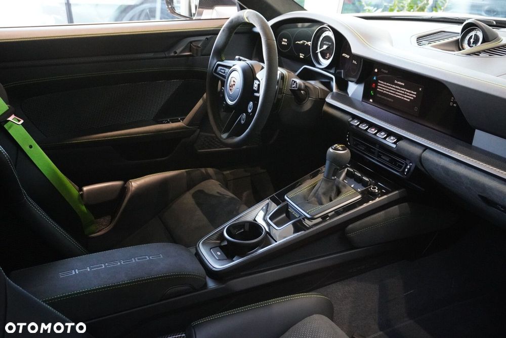 Porsche 911 GT3 RS - 23