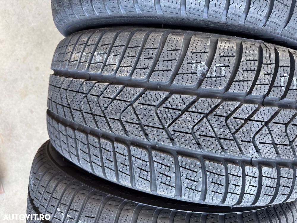 Vând set anvelope 245/45/19-275/40/19 Pirelli cu runflat de iarnă noi - 6