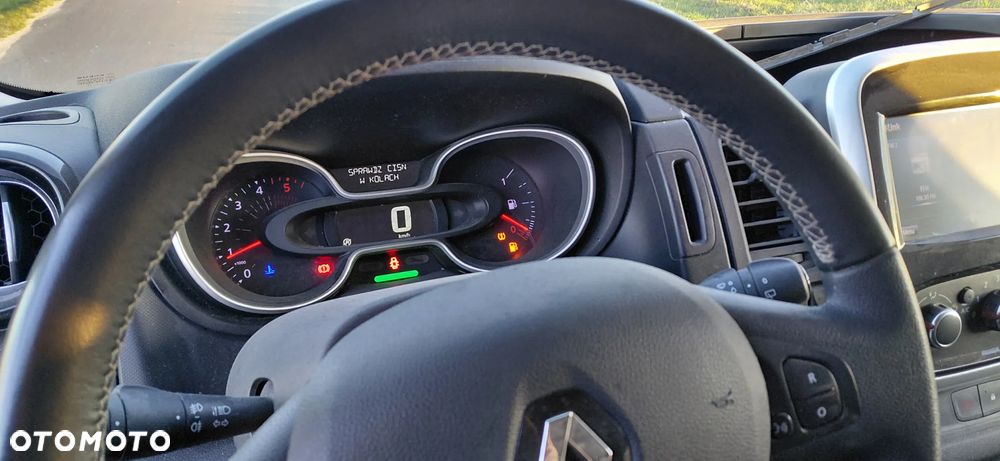 Renault Trafic - 10
