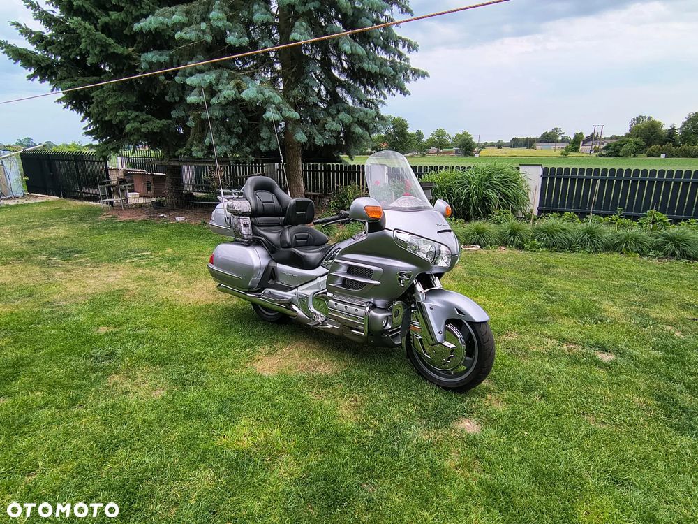 Honda GL - 6