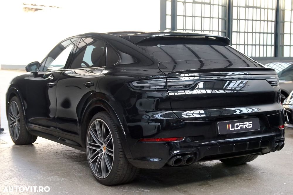Porsche Cayenne Coupe - 4