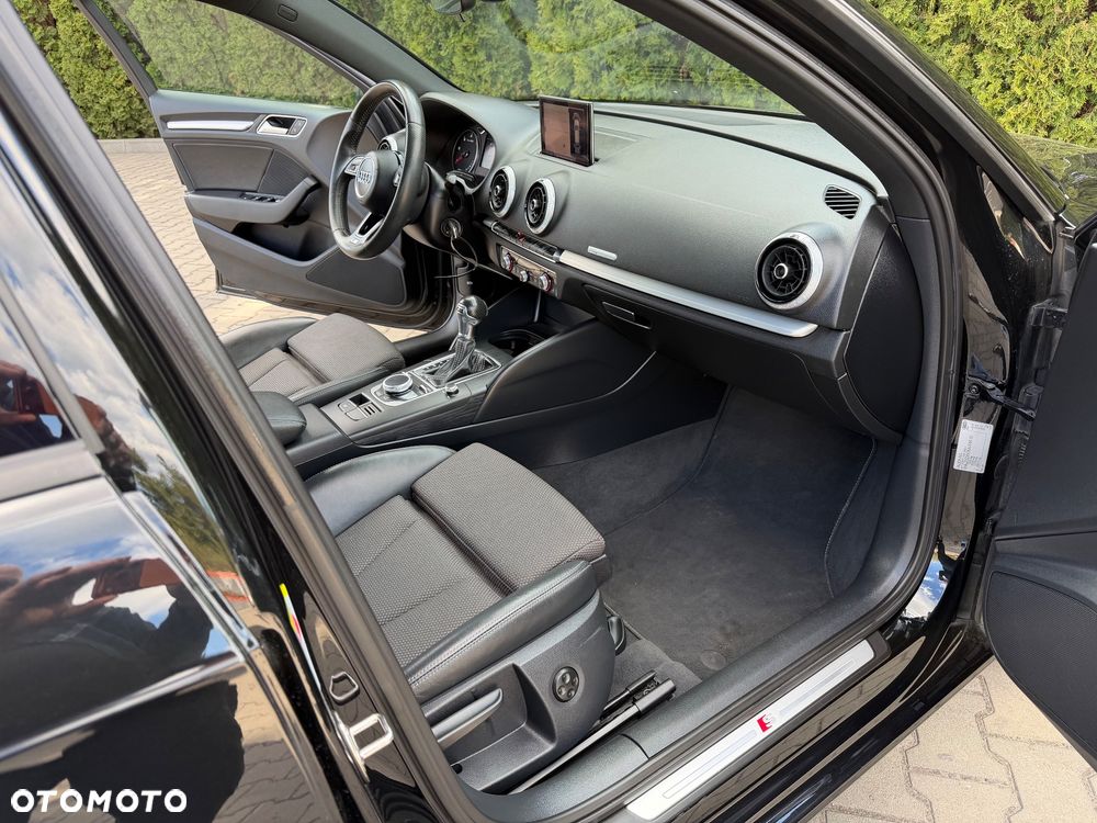 Audi A3 Sportback 2.0 TDI S tronic sport - 33