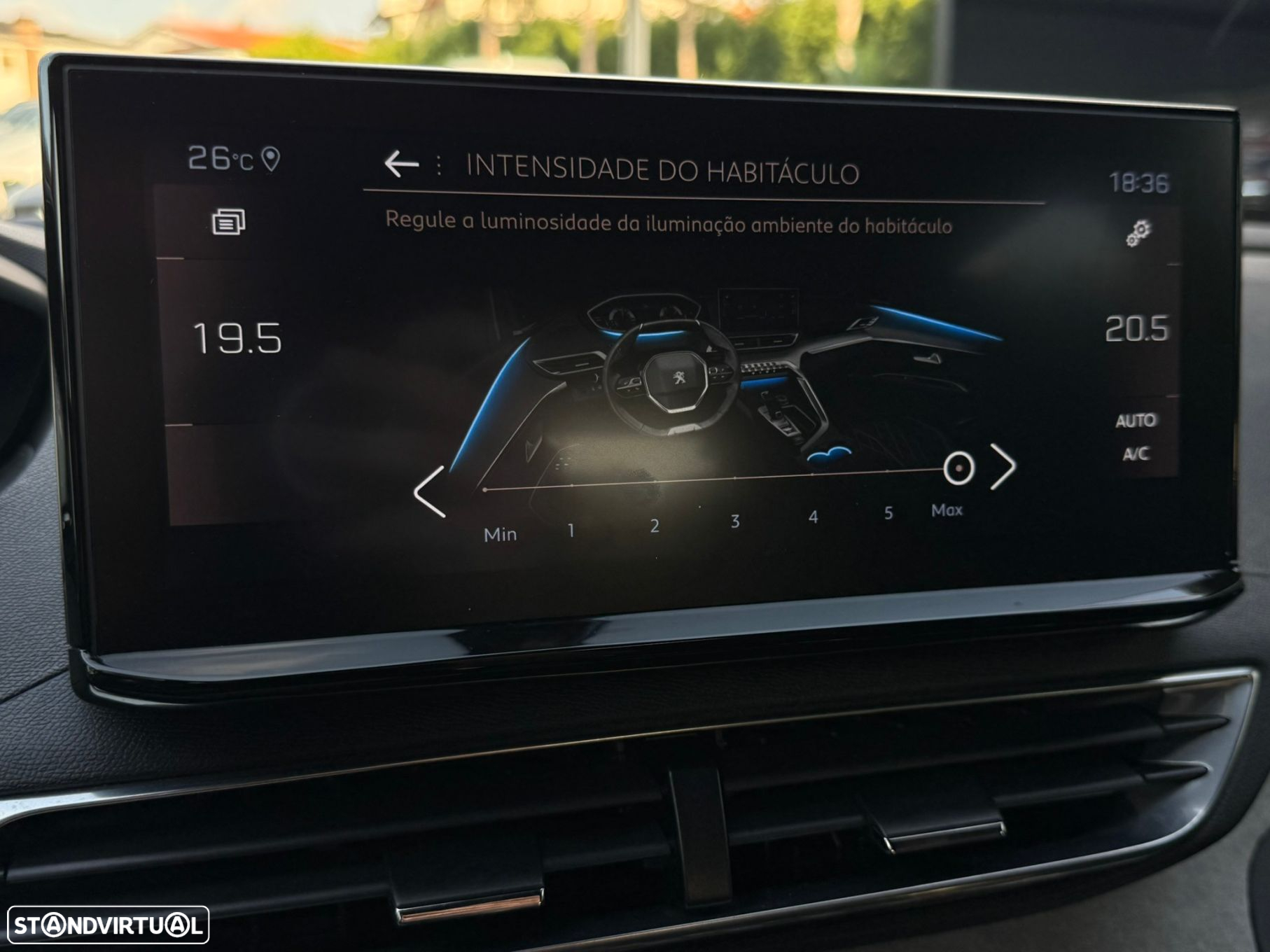 Peugeot 3008 1.5 BlueHDi GT EAT8 - 41