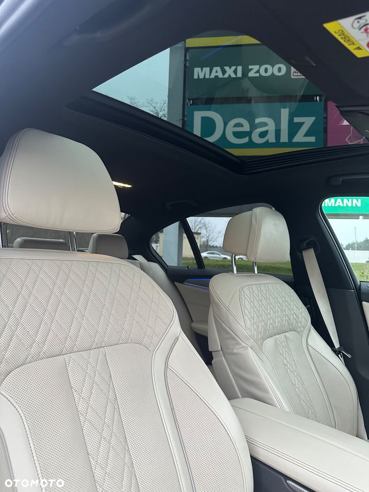 BMW Seria 5 530i GPF xDrive M Sport sport - 29