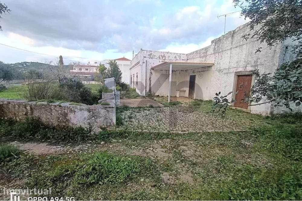 Casa independente com logradouro e terreno em Santa Barbada de Nexe, F - Grande imagem: 4/27