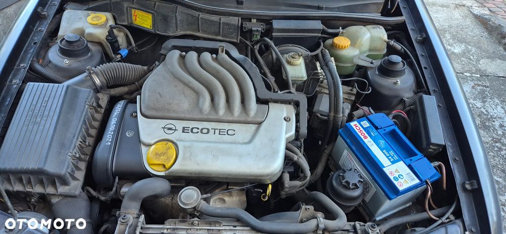 Opel Astra 1.6 16V 100 - 10