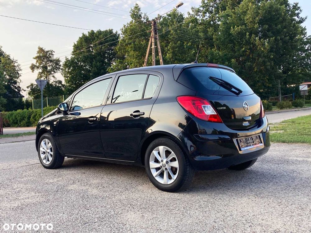 Opel Corsa - 3