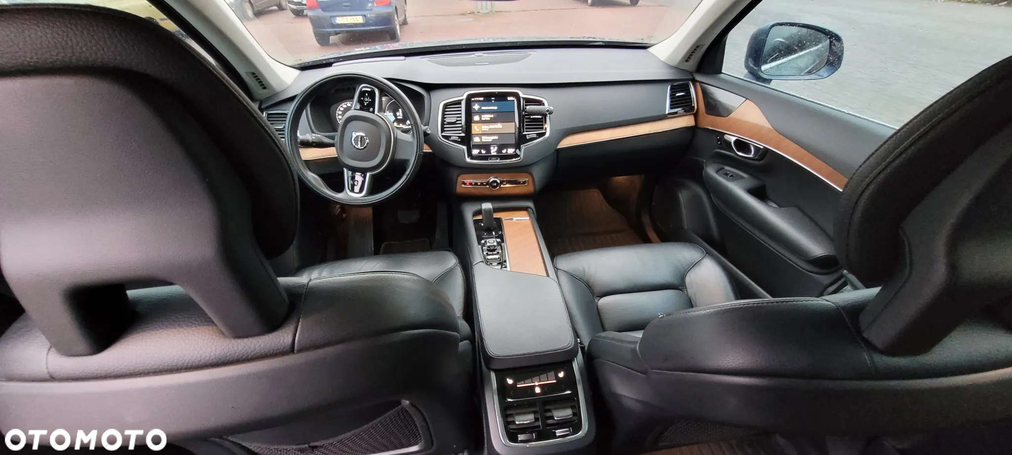 Volvo XC 90 - 23