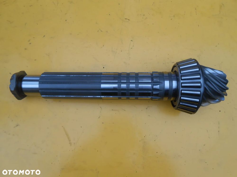 Atak tylny 13x54 AQ John Deere 6930 Premium - 2