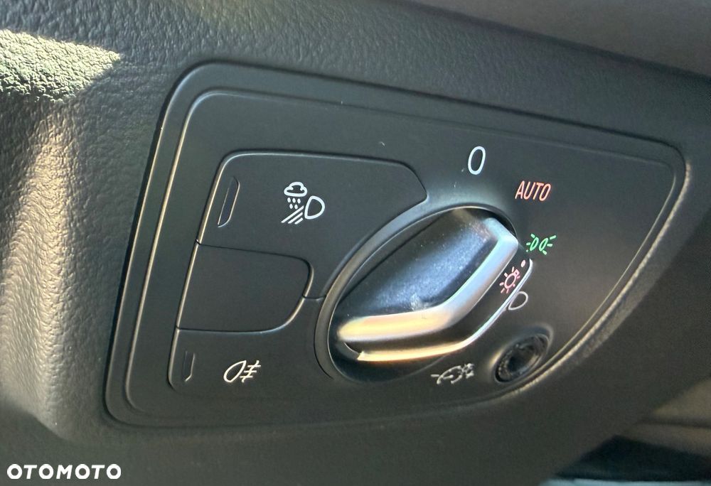 Audi A6 Avant 2.0 TDI Ultra DPF S tronic - 21