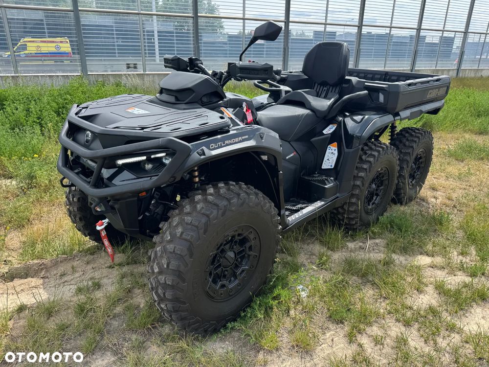 Can-Am Outlander - 5