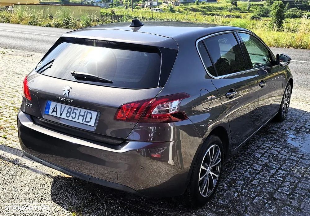 Peugeot 308 130 e-THP Stop & Start Allure - 2