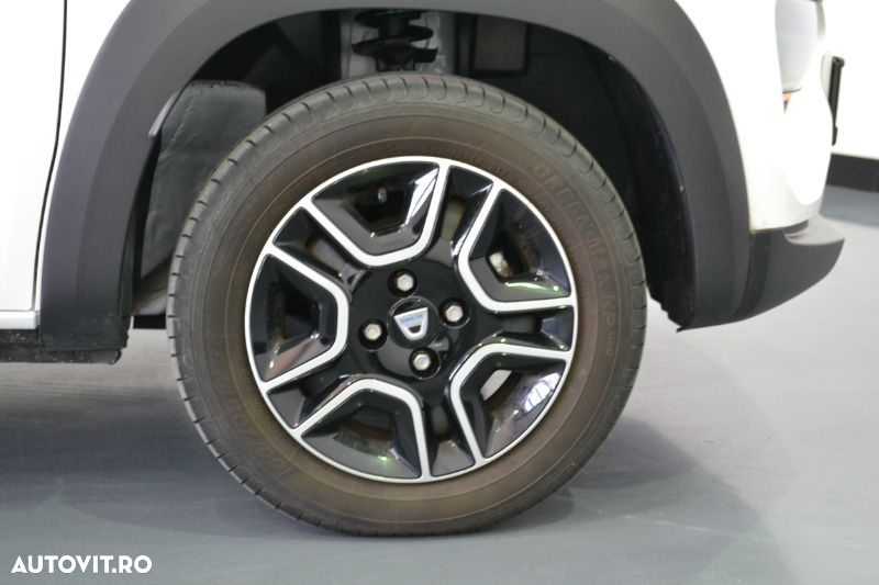 Dacia Spring - 6