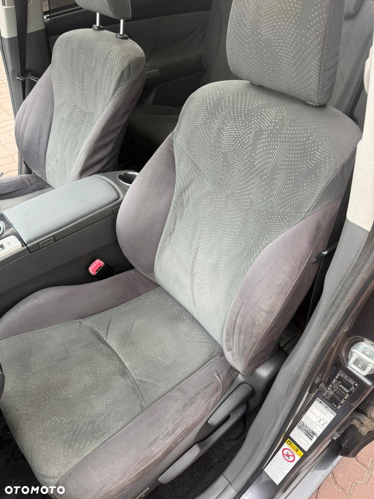 Toyota Prius+ 1.8 HSD Prestige - 8