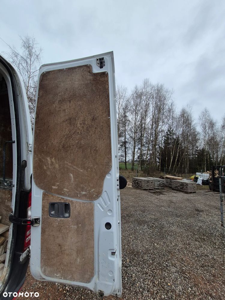 Mercedes-Benz Sprinter 906 - 11