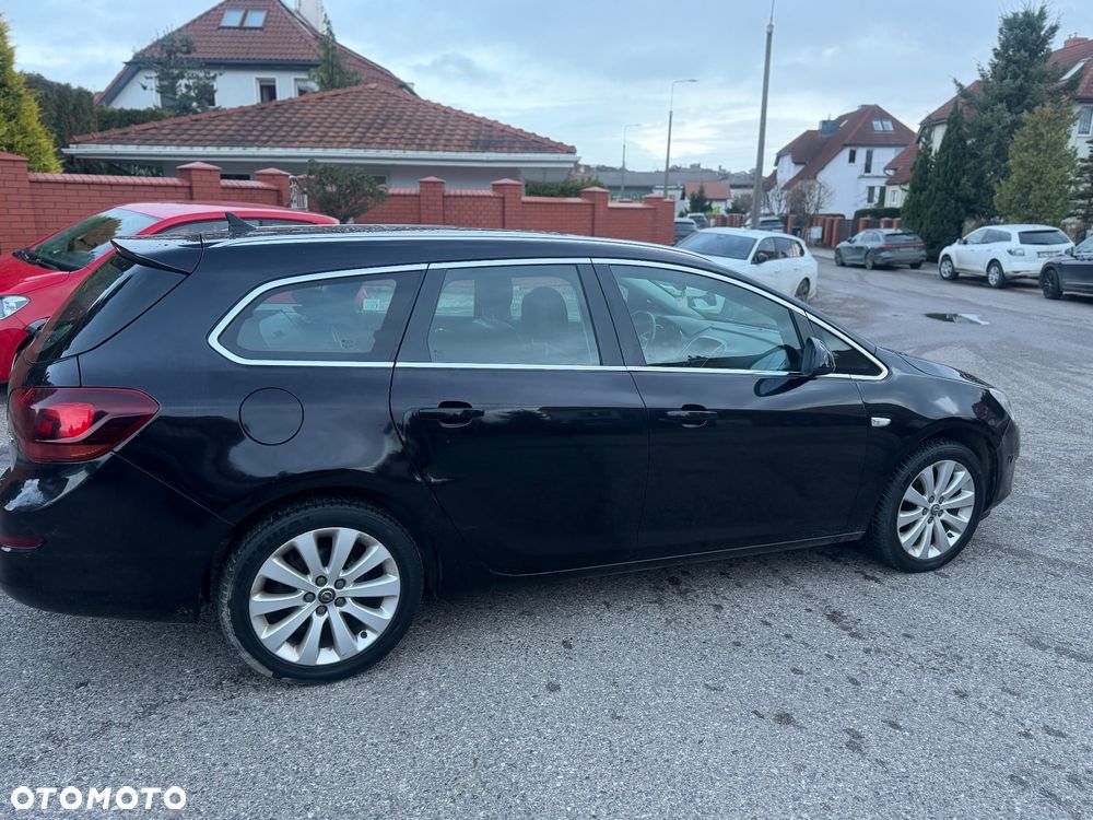 Opel Astra 1.4 T Cosmo - 6