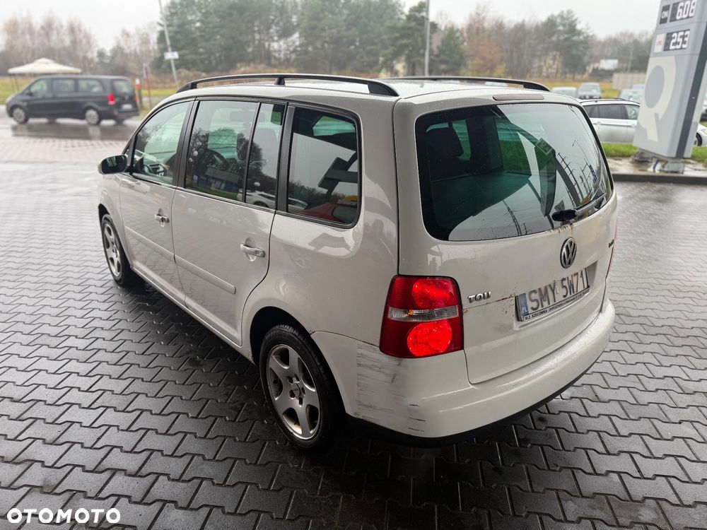 Volkswagen Touran 2.0 TDI Trendline - 10
