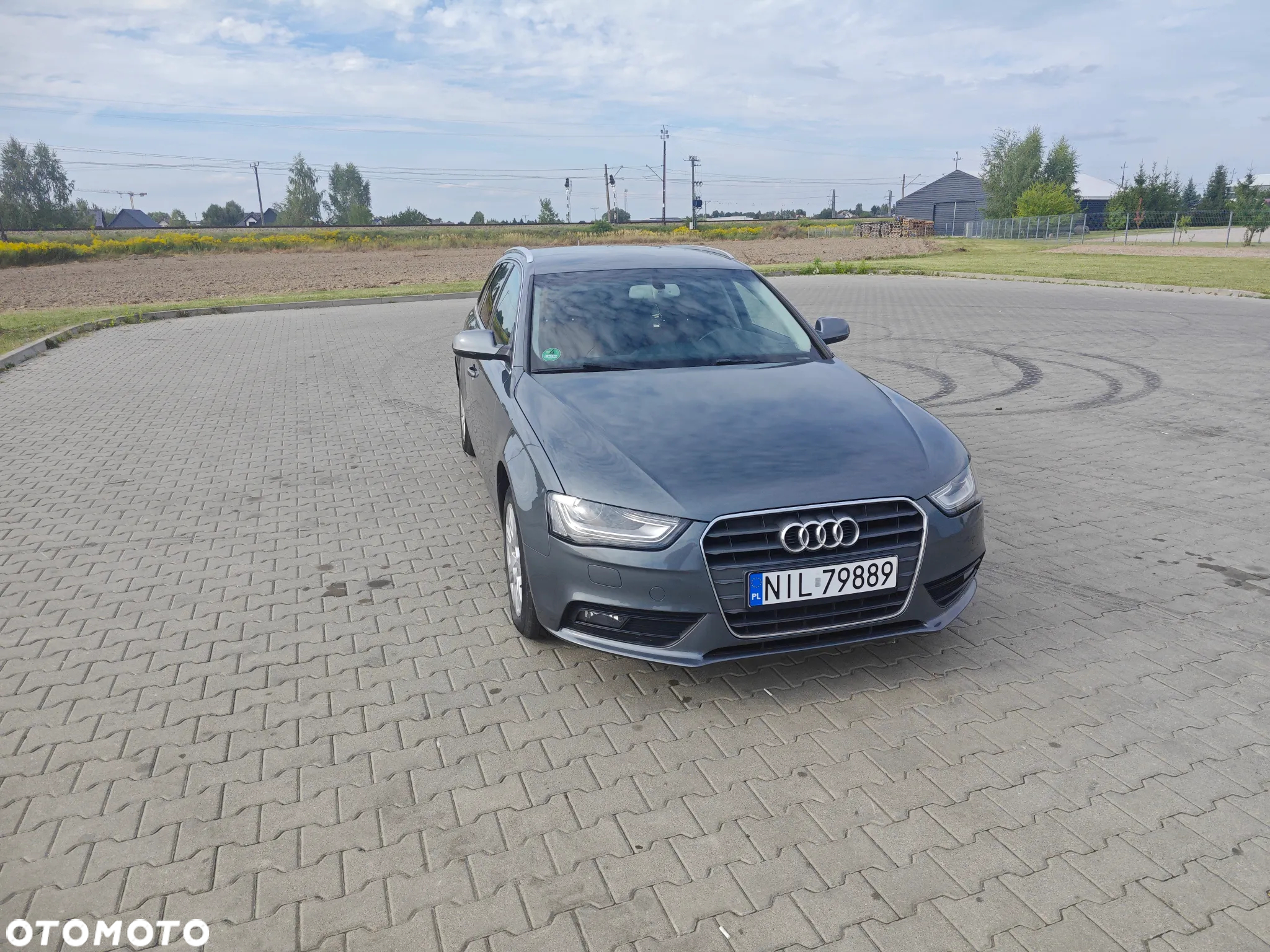 Audi A4 2.0 TDI S tronic - 25