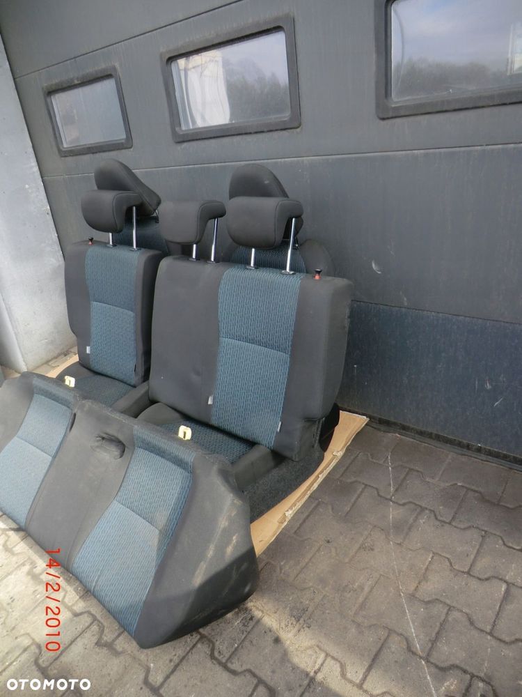 TOYOTA YARIS III 12-18 5D FOTELE PRZÓD  TYŁ KOMPLET EUROPA - 3