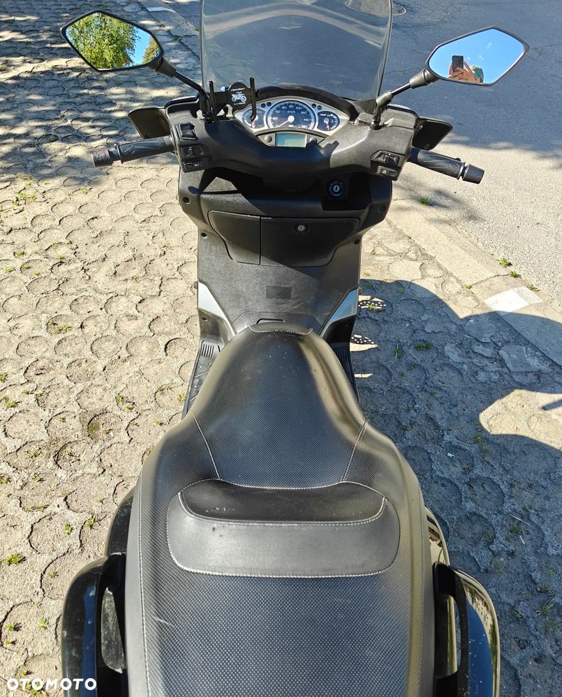 Yamaha X-max - 24