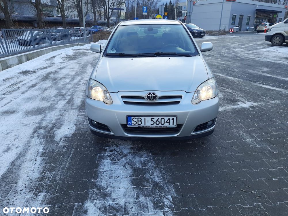 Toyota Corolla 2.0 D-4D Sol - 1