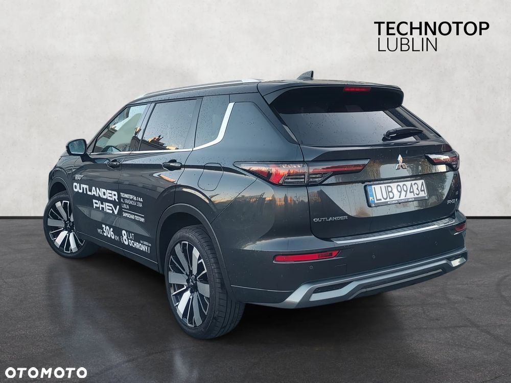 Mitsubishi Outlander Instyle Plus - 7