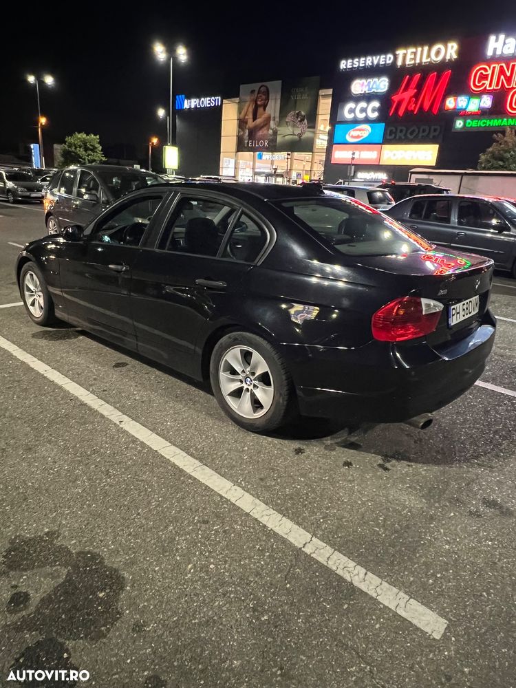 BMW Seria 3 318d - 4