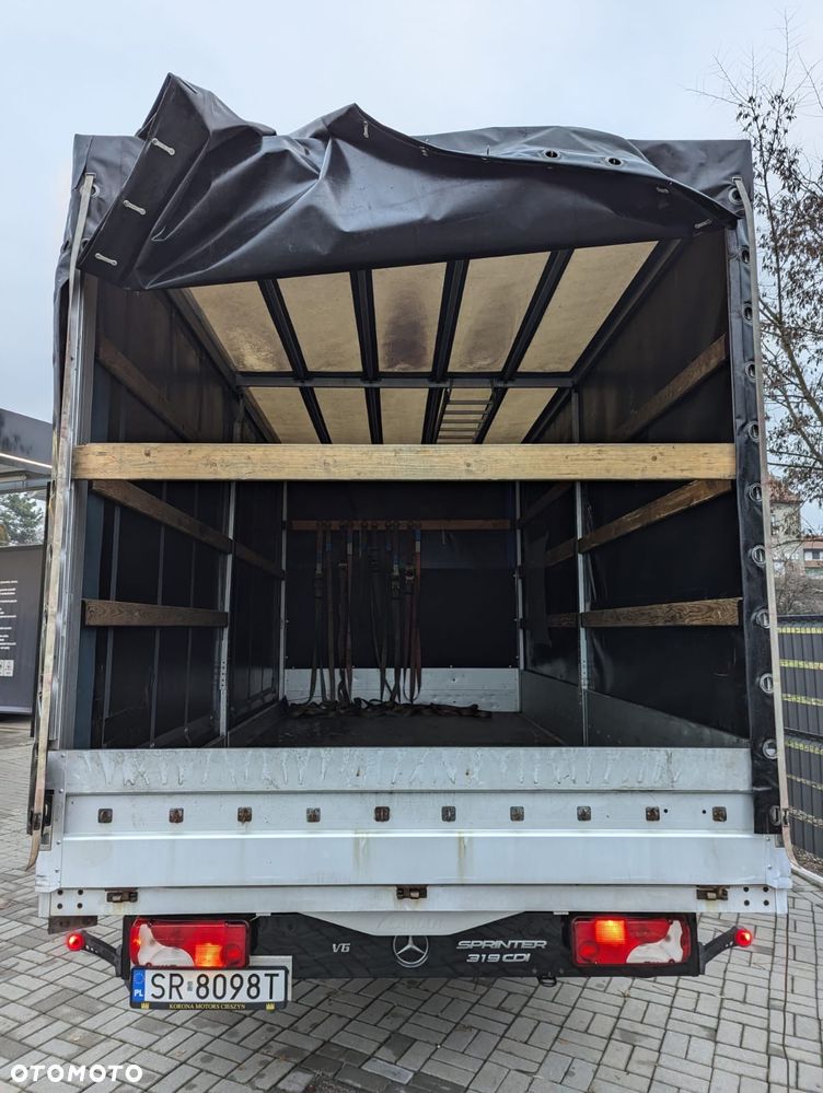 Mercedes-Benz Sprinter 319 CDI - 28