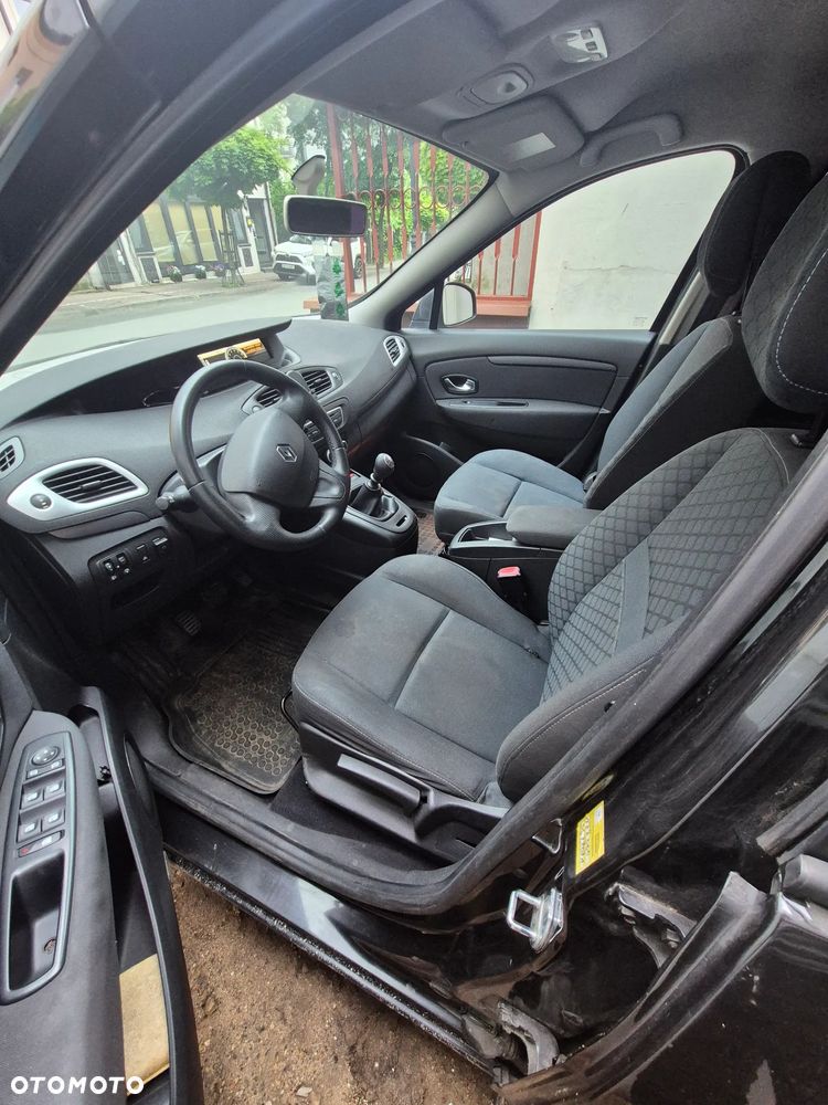 Renault Grand Scenic Gr 1.6 16V Authentique - 9