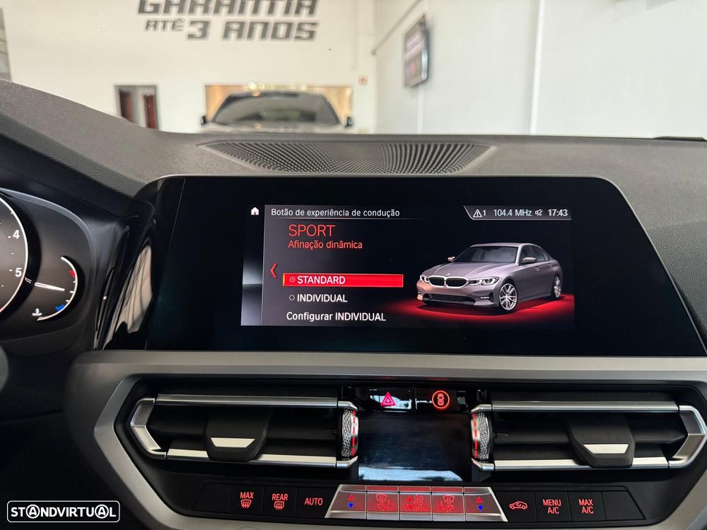 BMW 320 d Auto - 35