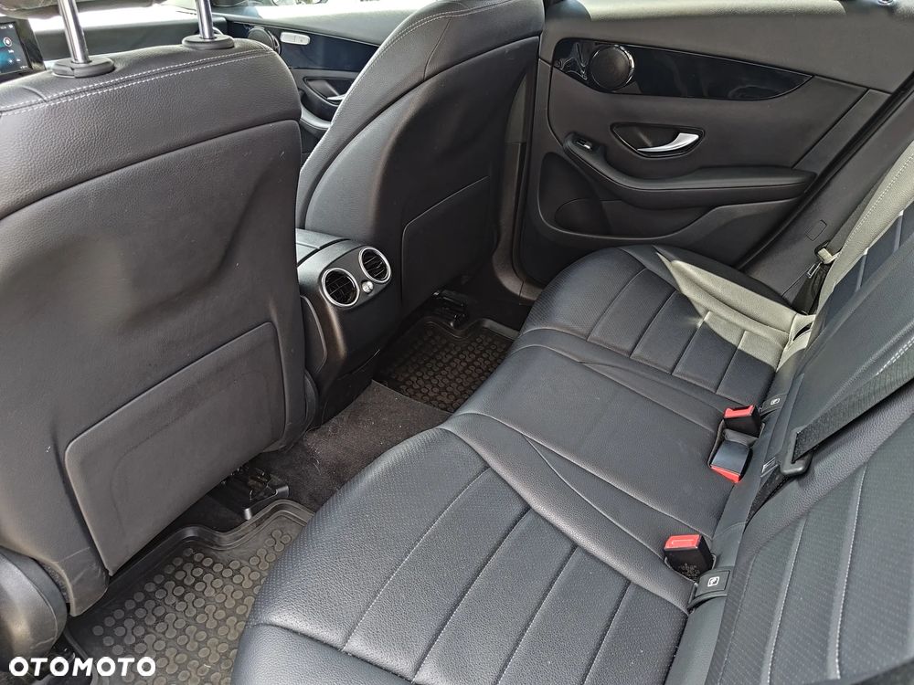 Mercedes-Benz GLC 220 d 4-Matic - 17