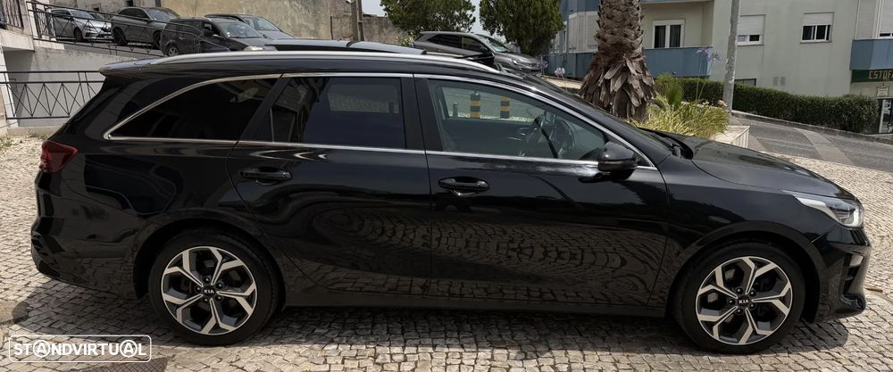 Kia Ceed SW 1.6 CRDi MHEV Drive+SRF - 12