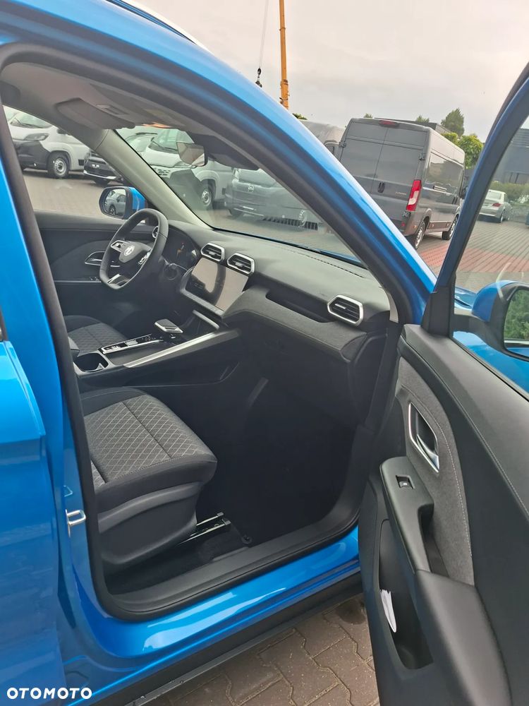 MG ZS ver-1-5-hevplus-excite - 11
