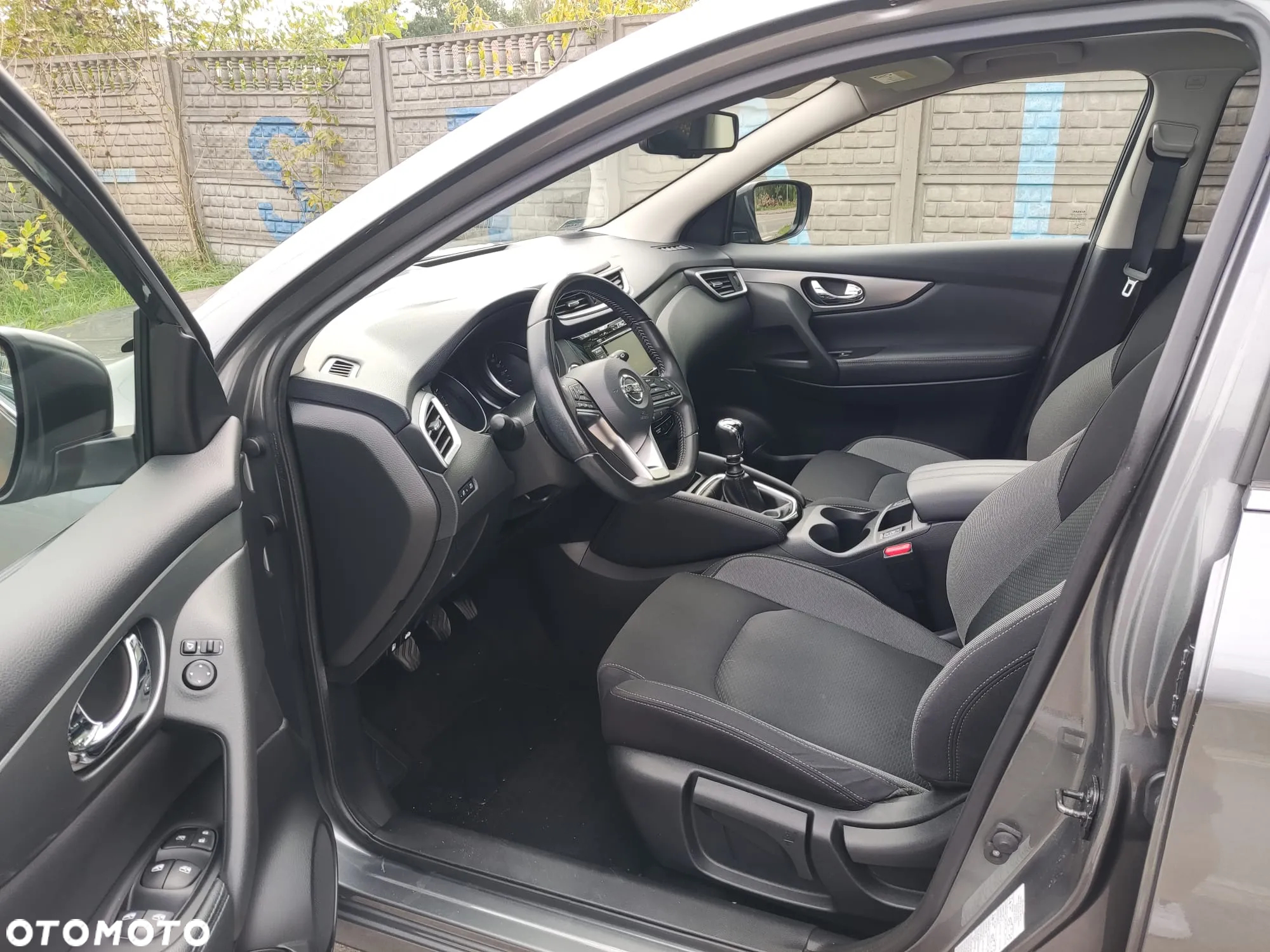 Nissan Qashqai 1.3 DIG-T N-Connecta - 4