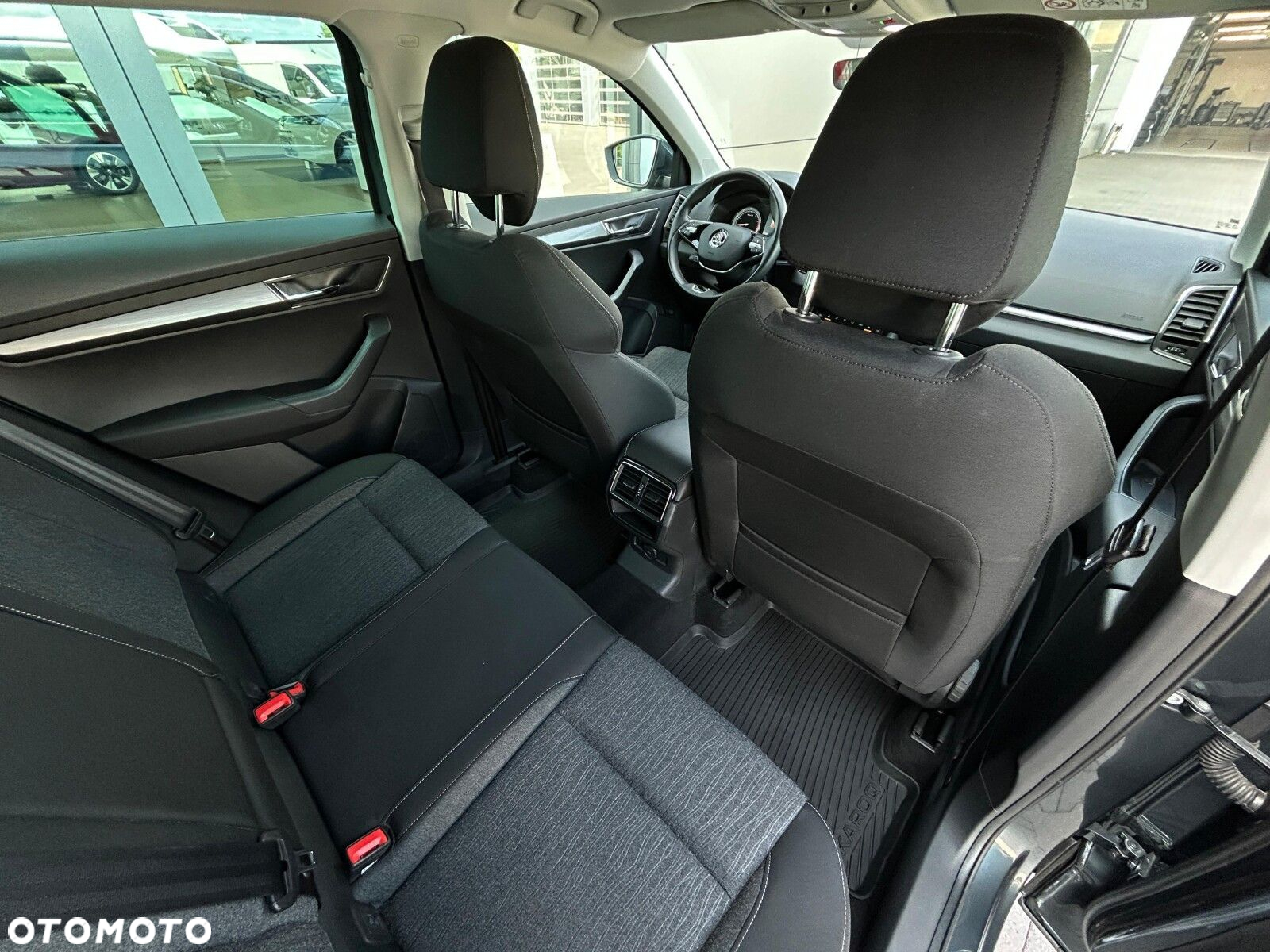 Skoda Karoq 1.5 TSI ACT GPF 4x2 Style DSG - 9