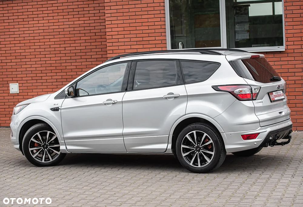 Ford Kuga 1.5 EcoBoost 2x4 ST-Line - 30