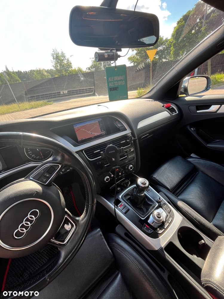 Audi A4 Avant 2.0 TDI ultra - 14