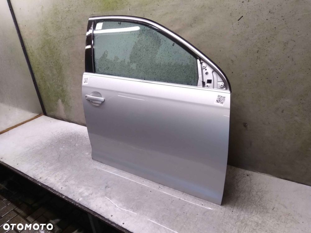 ! DRZWI  PRZÓD PRZEDNIE PRAWE VW VOLKSWAGEN GOLF 5 V KOMBI VARIANT JETTA SREBRNY  LA7W - 3