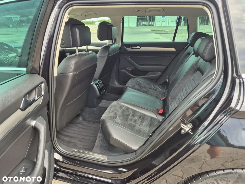 Volkswagen Passat 2.0 TDI SCR DSG Highline - 29