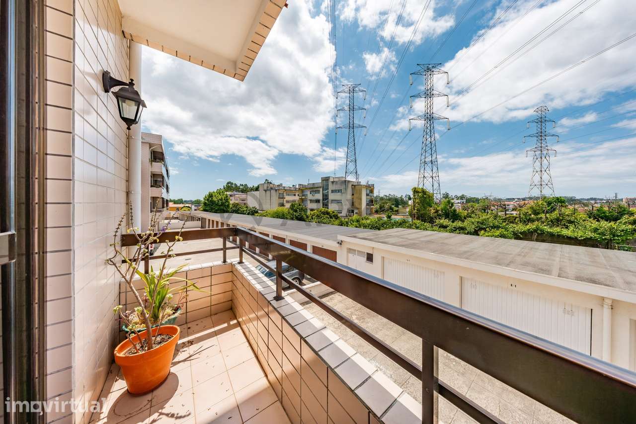 T3 Espaçoso com Garagem Fechada em Nogueira da Maia | 149 m², Excel... - Grande imagem: 5/30