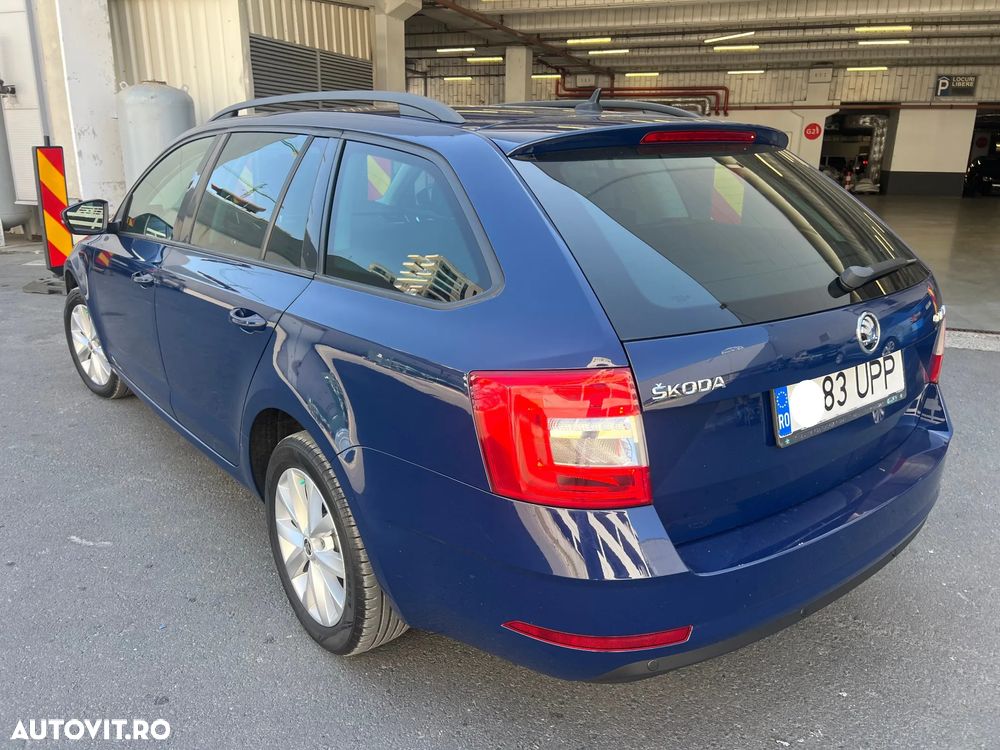 Skoda Octavia 1.6 TDI DSG Ambition - 12