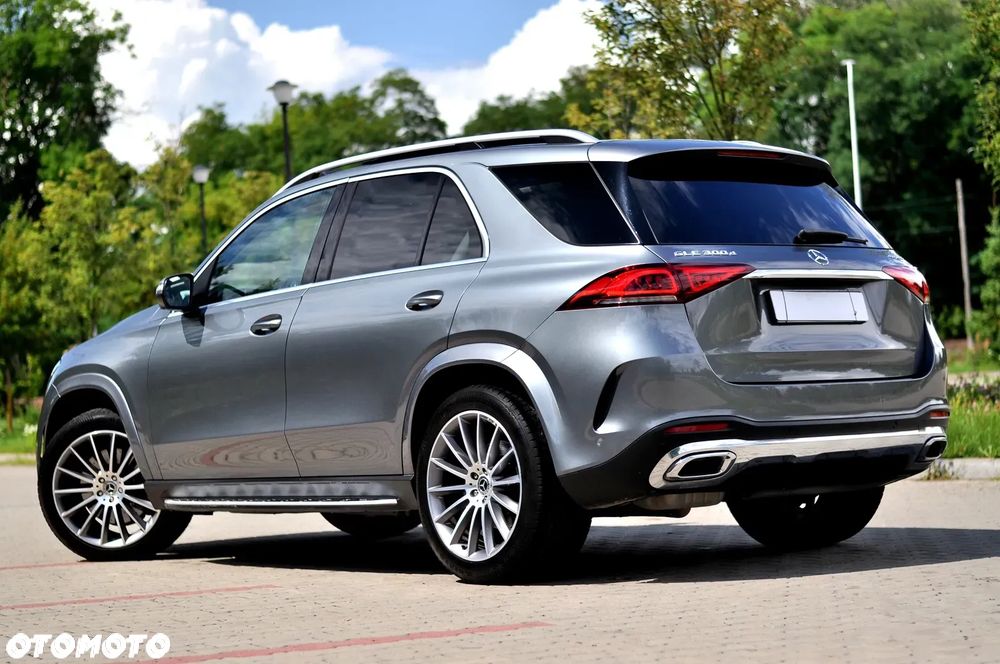 Mercedes-Benz GLE 300 d 4Matic 9G-TRONIC AMG Line - 16